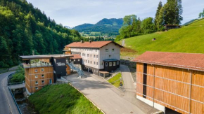 Гостиница Oberstdorf Hostel  Оберстдорф